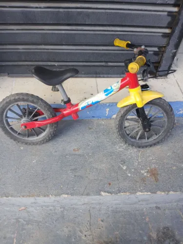 Bicicleta infantil novinha