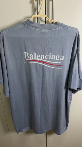 Camiseta Balenciaga original nova azul