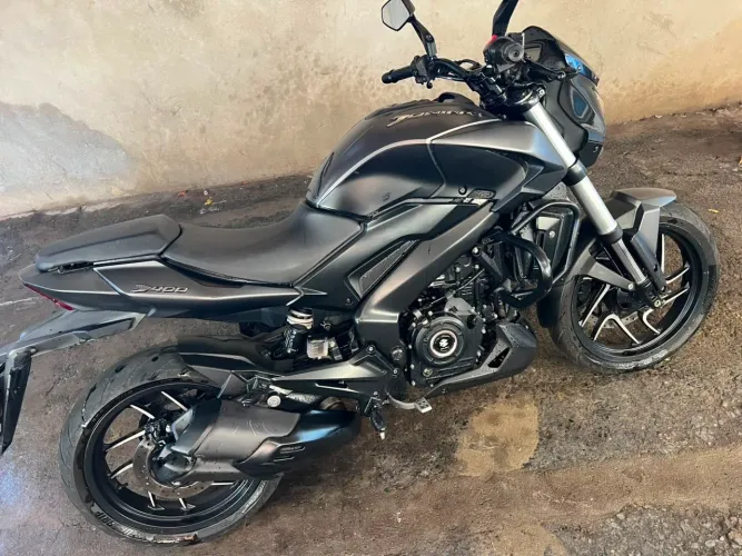 Bajaj Dominar 400 cc 2024 (LEIA O ANÚNCIO COMPLETO)