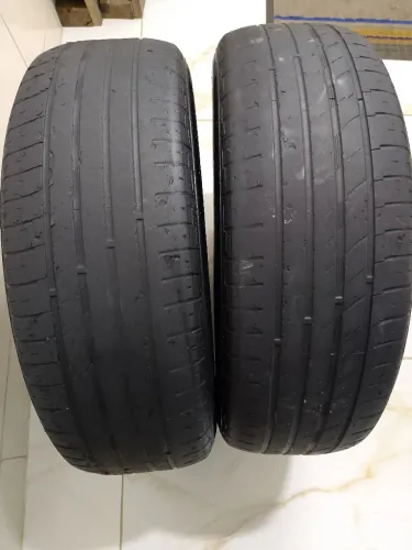 Vendo dois pneus 205 65 aro 16