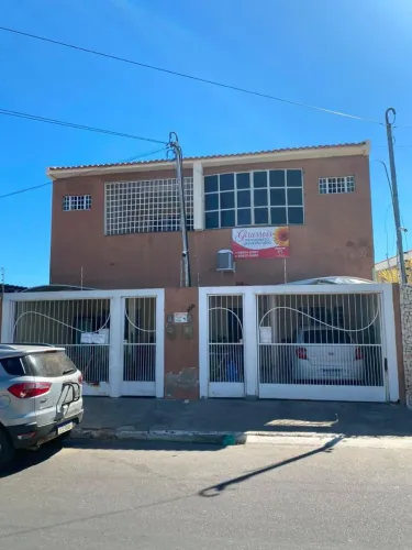 Pensionato Universitário Girassóis