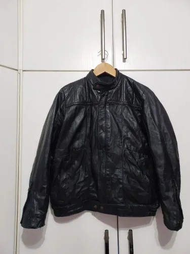 Jaqueta de couro legítimo preta veste até o número 44