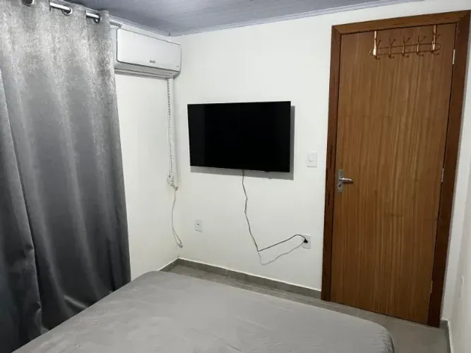 Alugo apartamento de 01 quarto no Campeche, próximo à praia.
