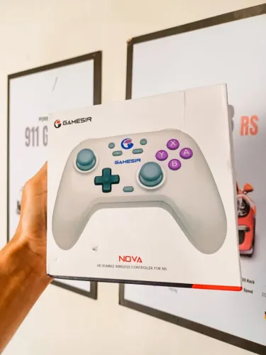 CONTROLE GAMESIR NOVA HD RUMBLE