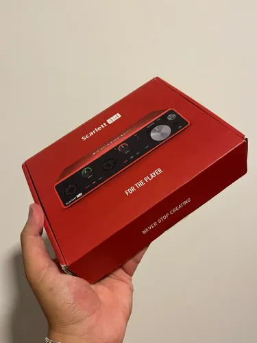 Focusrite Scarlett 4i4 3grd