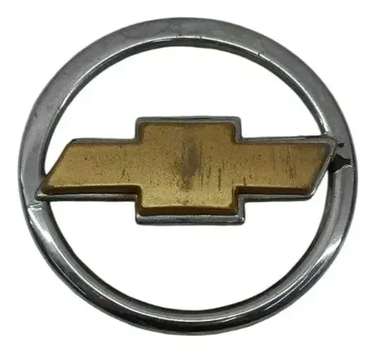 Emblema Gravata Porta Mala Celta Prisma 2003 2005 2007 Prata