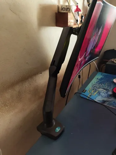 Monitor curvo