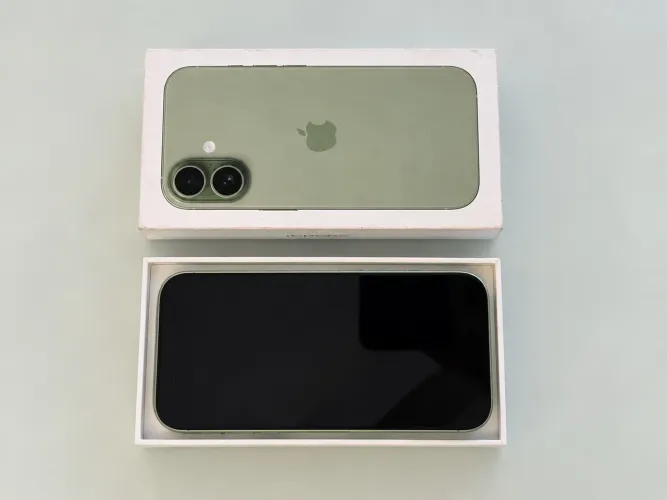 iPhone 17 256GB Sálvia | SEM USO | Nota Fiscal + Garantia Apple