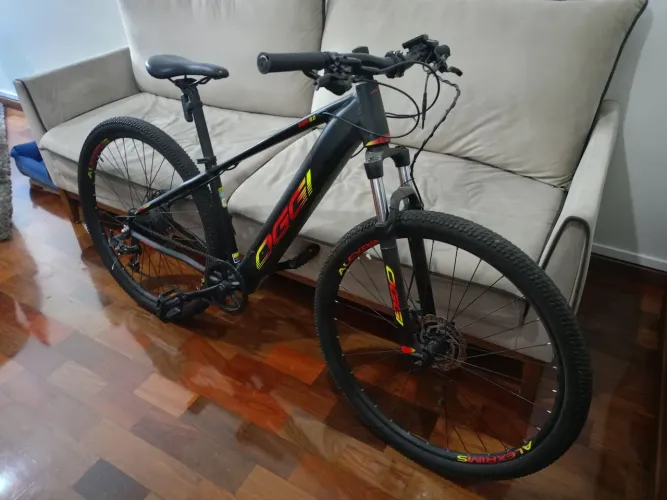 Vende-se E-BW 8.0 nova