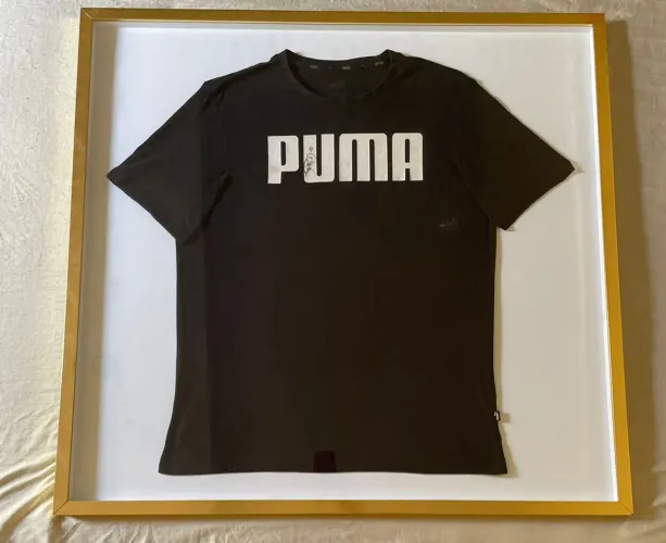 Camisa autógrafada por Neymar