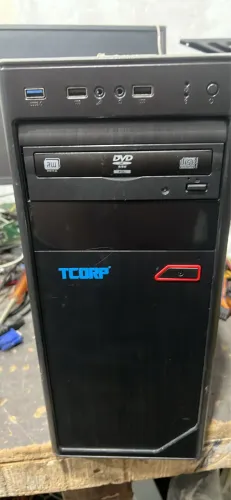Vendo computador i3 7100