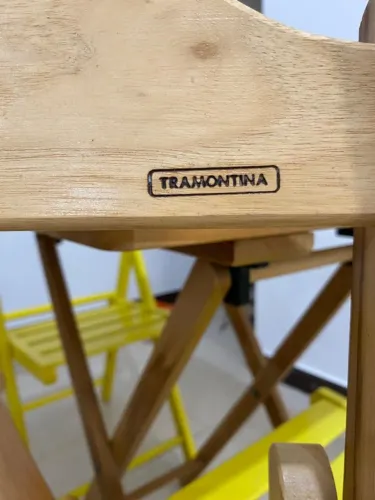 Mesa de madeira com 4 cadeiras - Tramontina. 3 anos de uso.