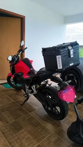 Honda CB 300F Twister ABS | Revisões na Honda | Pneus e Relação Novos | Baú 37L