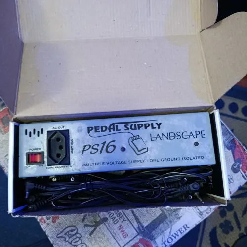 Fonte Pedal Supply PS16 Landscape