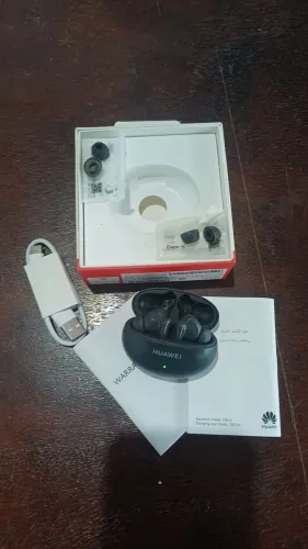 Fone sem fio Bluetooth huawei freebuds 5i em ótimo estado