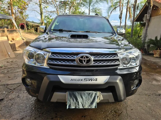 Toyota Hilux SW4 SRV D4-d 4X4 3.0 TDI Dies. AUT 2010