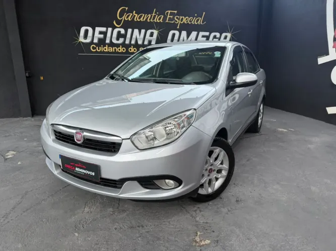 Fiat Grand Siena Essence 1.6 Flex 16V 2014