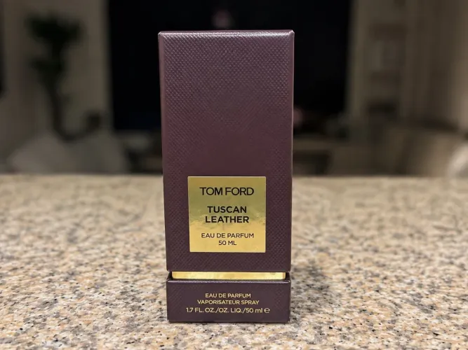 PERFUME TOM FORD - TUSCAN LEATHER 50ml NOVO