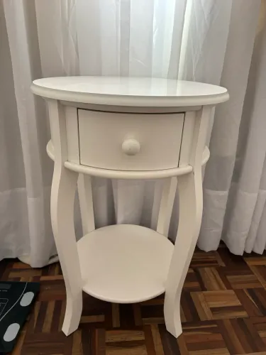 MESA LATERAL / MESA DE CABECEIRA / CRIADO MUDO EM MADEIRA MACIÇA - TOKSTOK