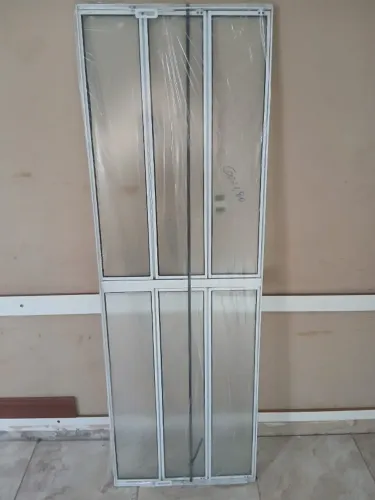 janela basculante 180x60