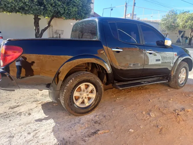Mitsubishi L200 Triton HPE 3.2 CD TB Int.diesel MEC 2010