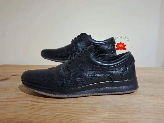Sapato Preto em Couro Casual Constantino Tam.38