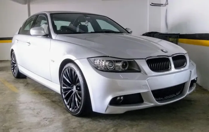 BMW 318I A 2.0 16V 136cv 5P 2012