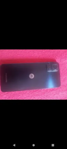 Moto e 22