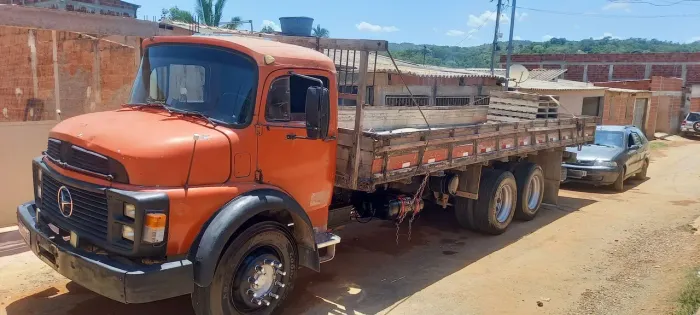 Caminhão 1113 ano 79/79