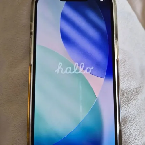iPhone 13