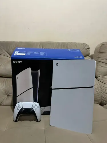 PlayStation 5 (PS5) 825GB - Completo com Nota Fiscal