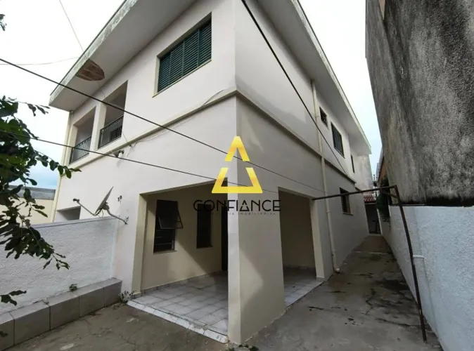 Casa com 2 dormitórios para alugar, 90 m² por R$ 2.313,00/mês - Jardim Alice - Jaguariúna/