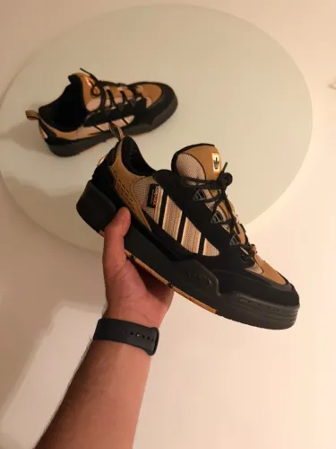 adidas adi2000 Core Black Wonder Beige Cardboard