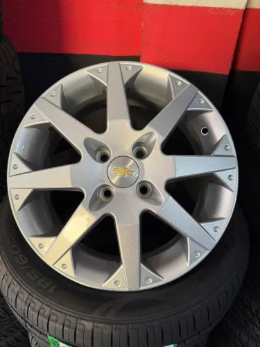 Jogo de rodas r15 novas modelo Astra SS