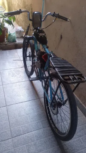 Motorizada 80 cilindaradas