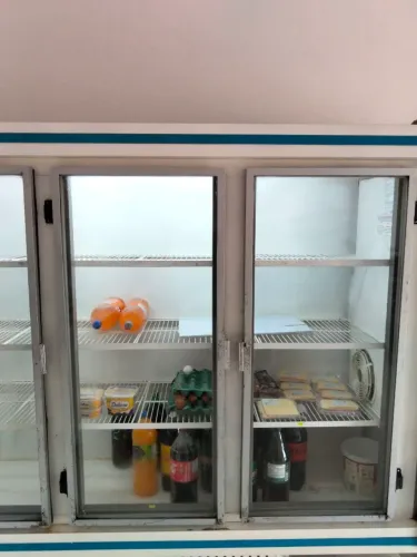Balcão de frios 3 portas