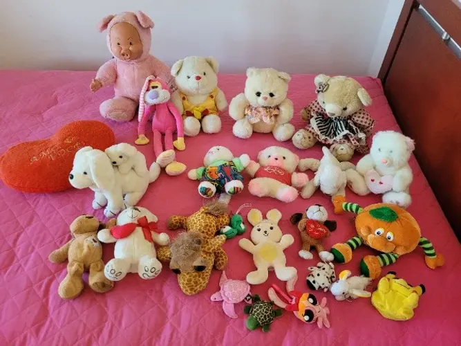 Combo Kit Pelúcias Médios e Pequenos com 25 Peças Diversas