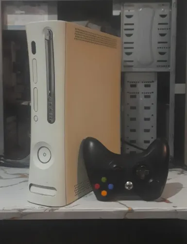 Xbox 360 fat (Jasper) desblok LTU completo + jogos de brinde