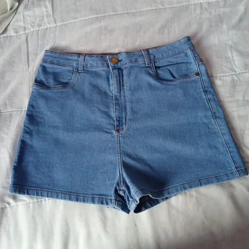 Shorts jeans feminino
