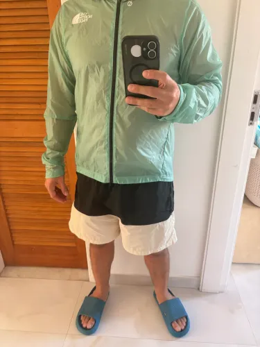 Casaco corta vento The North face Tamanho M