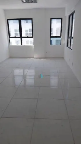 Sala Comercial no Shopping Trindade com 30,90m2