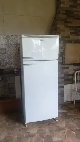 Geladeira Dako Duo 450 - Turbo Frio - Necessita de verificação técnica