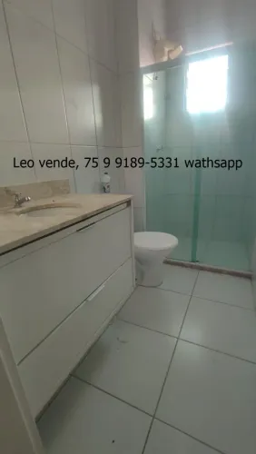 Leo vende, Papagaio, 2\4 , suíte closet, boa localização 
