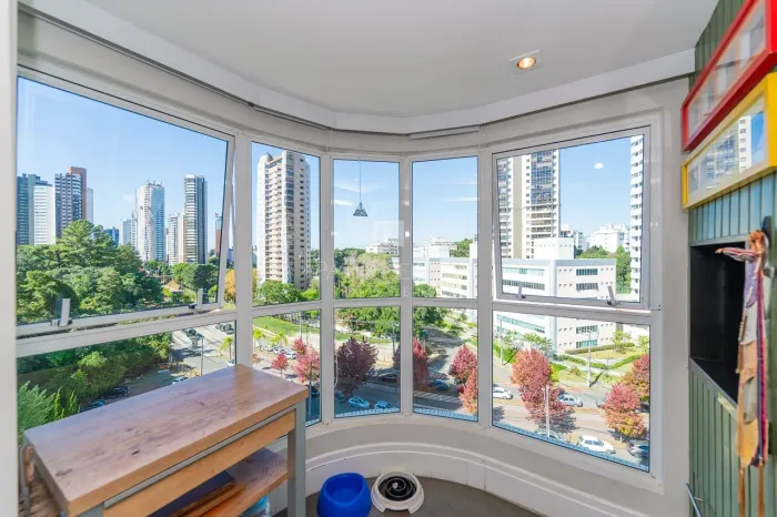 Apartamento com 179.26 m², 3 quartos sendo 3 suítes à venda no Ecoville.