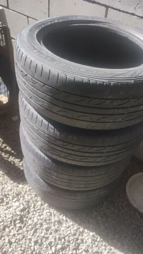 Pneus 205/55/16
