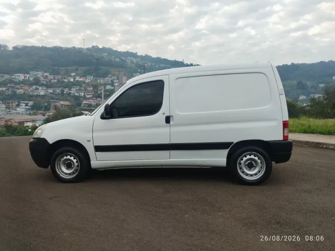 Peugeot Partner Furgão 1.6 16v/ 1.6 16V Flex 3P 2020