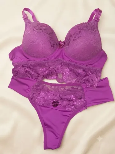 Peças Novas! Lote de Lingerie e Jeans (Tamanhos P)