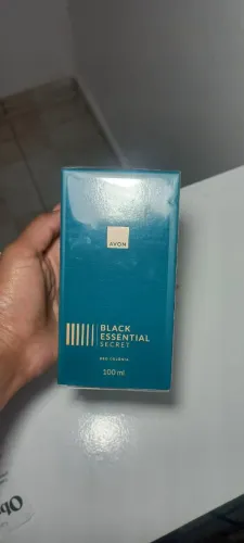 Black Essential Secret Avon