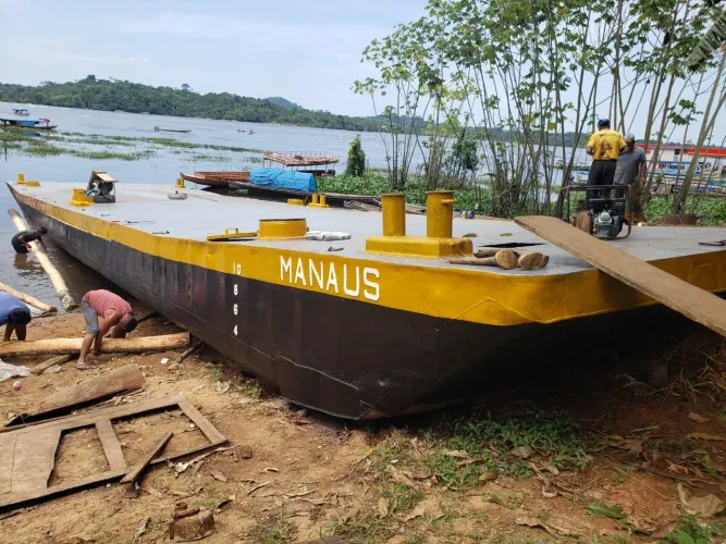 Vendo Balsa em Aço Naval