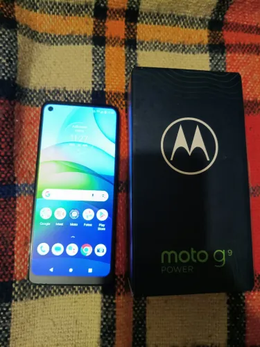 Celular Motorola Moto G9 Power 128 GB memória e bateria de 6.000 mAh